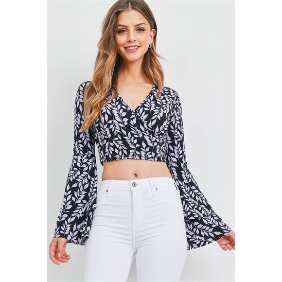 LEAF PRINT BOHO Y2K COTTAGECORE FAIRYCORE 90s BELL SLEEVE TOP - Picture 3 of 5